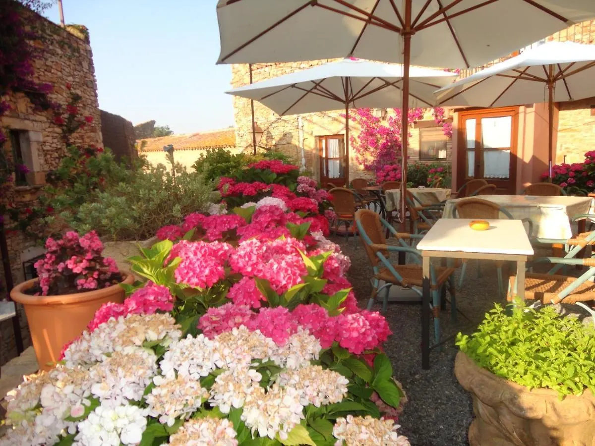 Turismo Rural Calaliu Guest House Peratallada